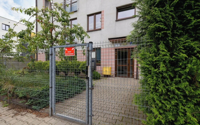 Działkowa Apartment Chorzów by Renters