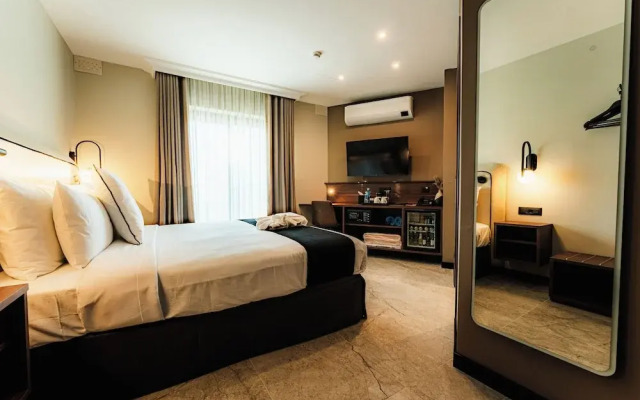 Royale Sainte Hélène Boutique Hotel