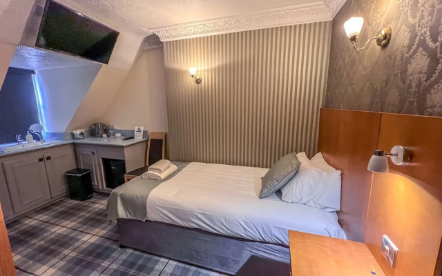 The Quayside Hotel and Bar