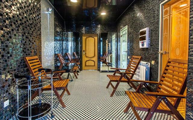 Bruel Hotel — фото