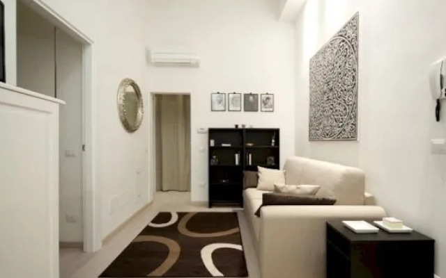 The Roommo Apartments