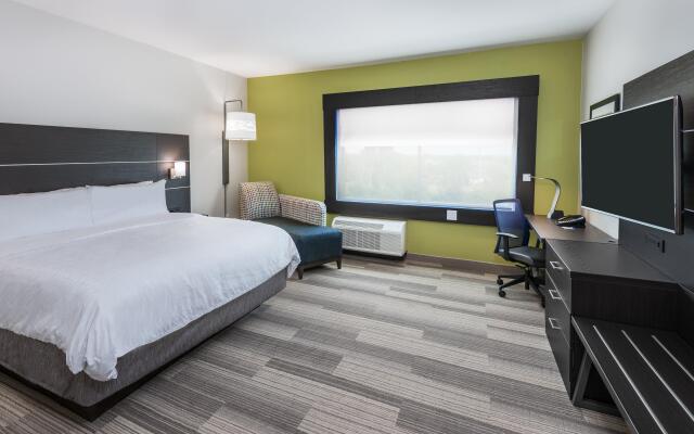 Holiday Inn Express & Suites Bryan - College Station by IHG