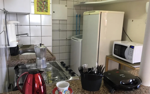 Apartamento mobiliado pertinho beira mar