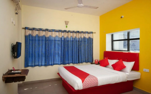 OYO 26168 The Clock Tower Hotel