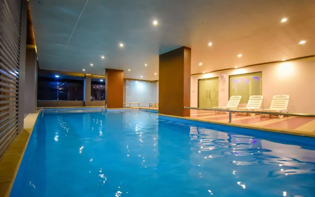 OYO 9670 Hotel GG Holiday Home