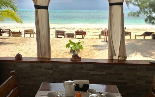 White Dream Lodge & Restaurant