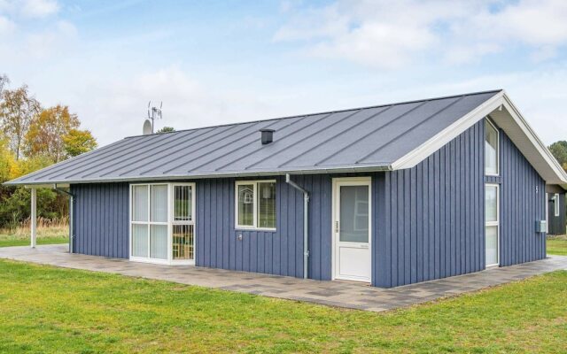 Lush Holiday Home in Glesborg With Terrace