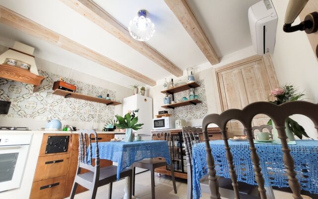 Rossini Guest House