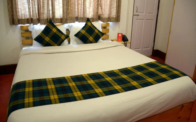 OYO 5034 Living Roof