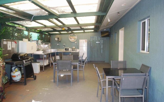 Rainforest Motel