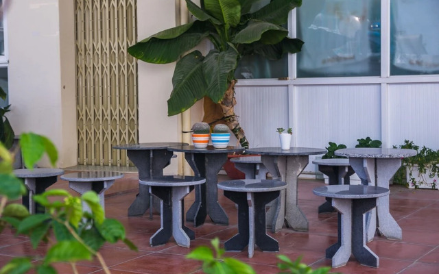 An Phu Gia Apartment & Hotel