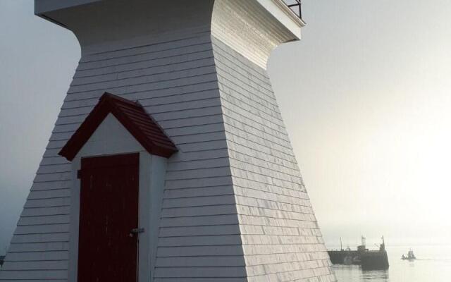 Hillside Landing B&B