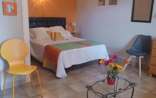 Gite Cherveix-Cubas, 4 pièces, 7 personnes - FR-1-616-70