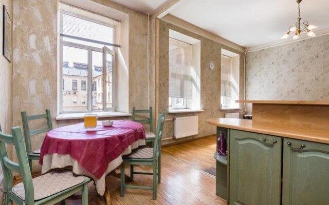 Apartamenti na Zverinskoy 42