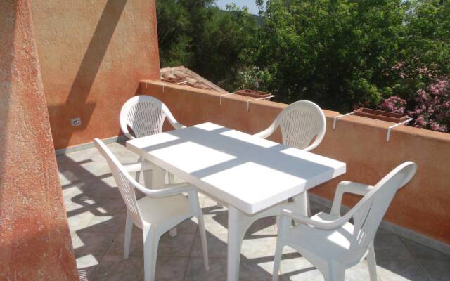 San Teodoro L'Alzoni Apartments
