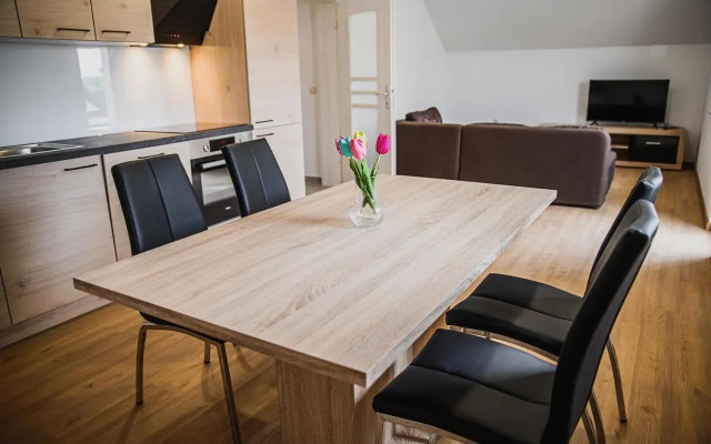 Mojčin Pisker Apartment House