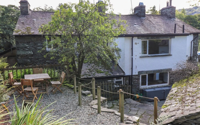 Weir Cottage