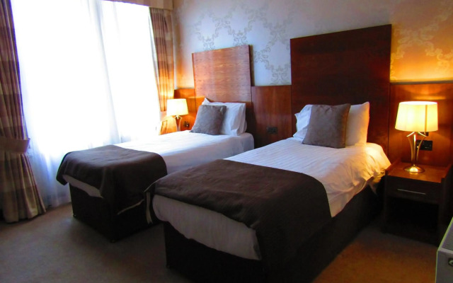 Duke Of Edinburgh Hotel