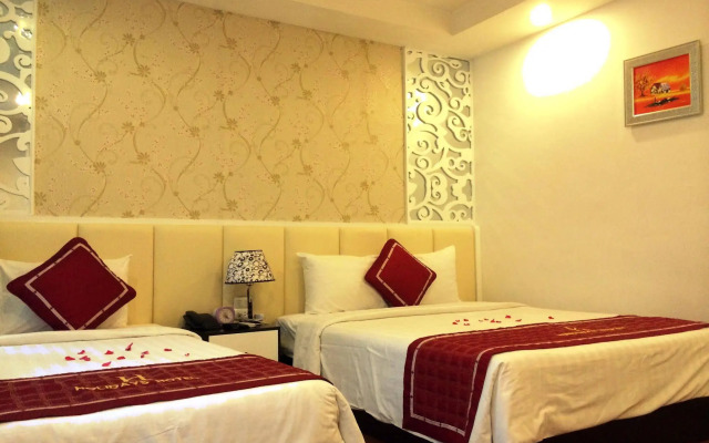 Hanoi Holiday Diamond Hotel