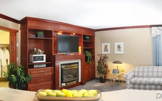 Stonebridge Hotel Grande Prairie