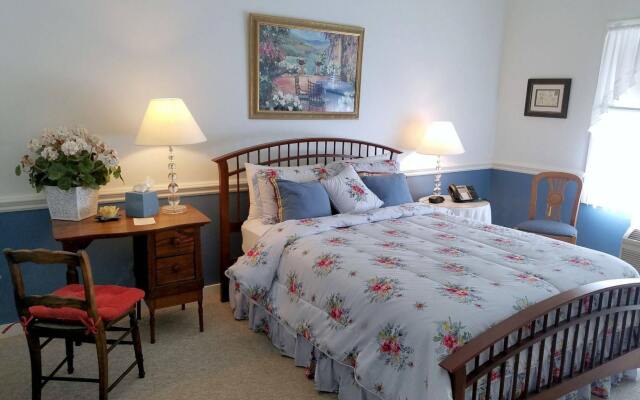 Camelot Restaurant & Inn