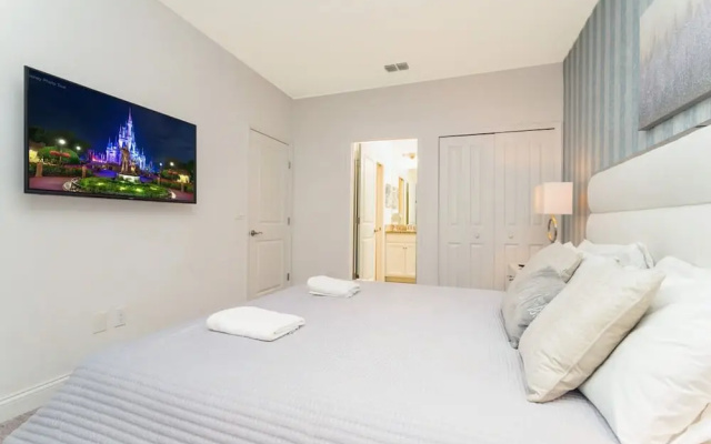 178cd Fantastic 5BD Near to Disney