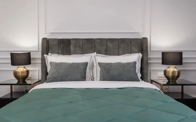 Praxitelous Luxury Suites