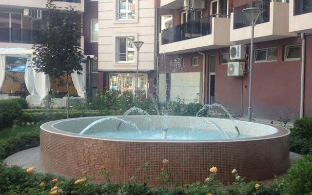 Admiral Plaza Apartments