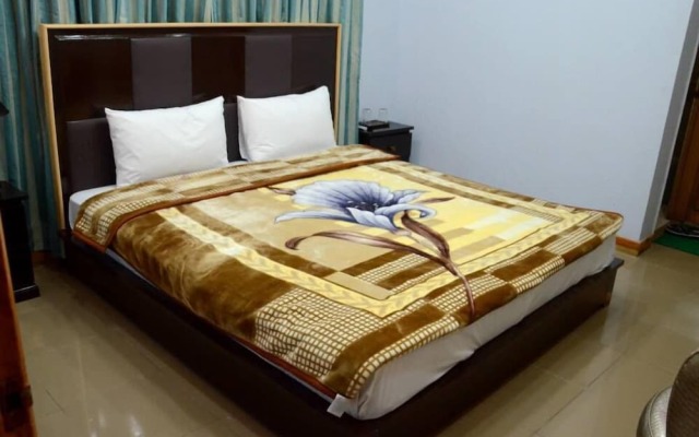 Hotel Demanchi Naran