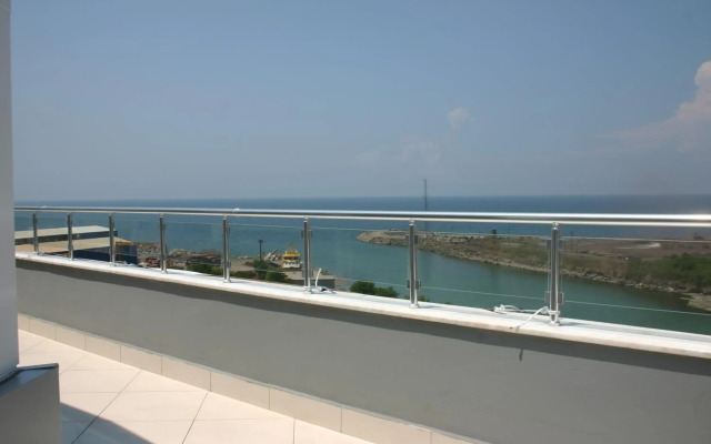 Grand Ahos Hotel & Spa