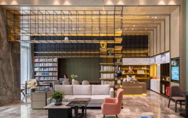 Atour Hotel Wuhan Tiandi Hankou Riverside
