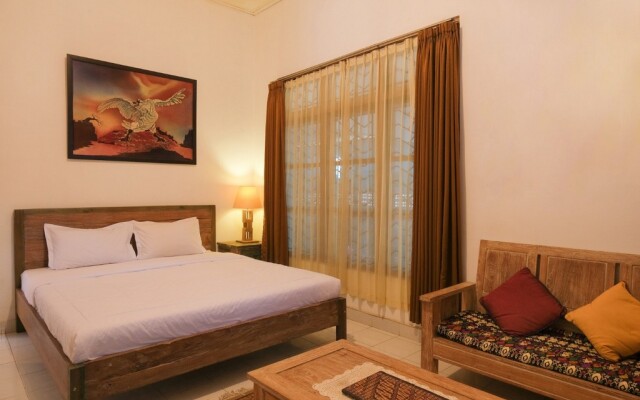 RedDoorz @ Griya Cemara Homestay Yogyakarta