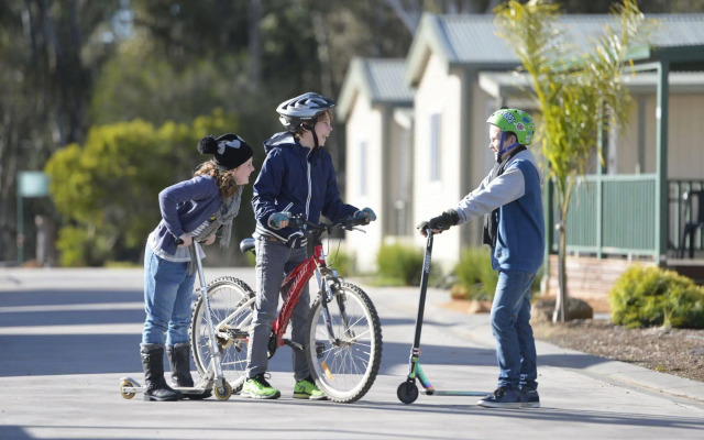 Riverside Cabin Park