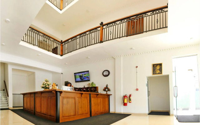 Ronaka Hotel