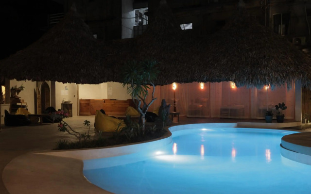 Blue Mango Rooms & Villas