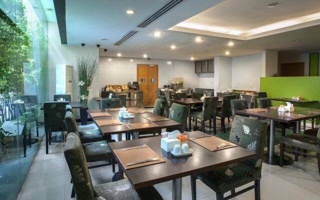 Citin Pratunam Bangkok Hotel by Compass Hospitality