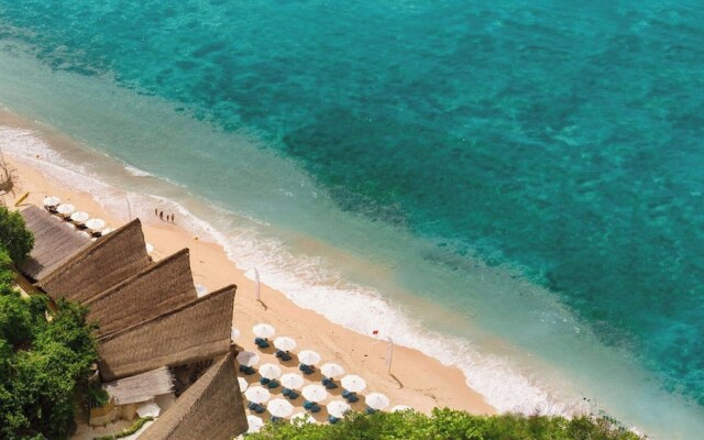The Aryana Estate