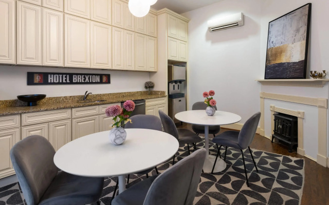 Hotel Brexton