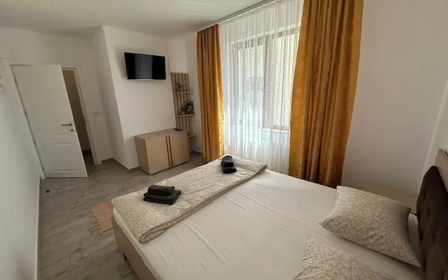 Serenity Apartments and Studios