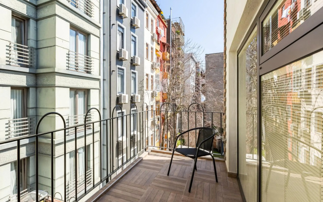 Villa Pera Suite Hotel