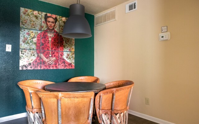WanderJaunt - Cozy Apts in North Austin