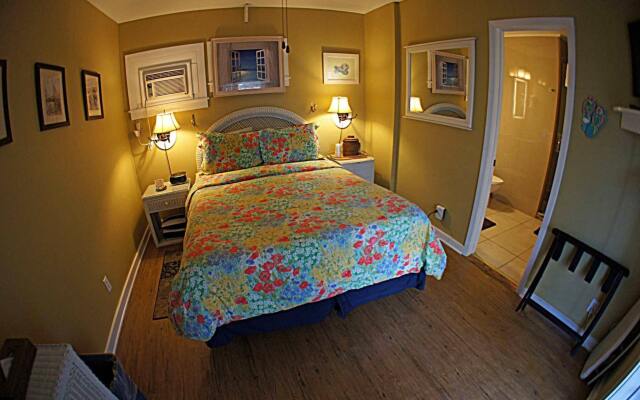 Seascape Tropical Inn - Adult Exclusive