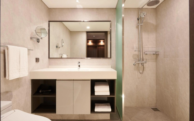 Stanford Hotel Myeongdong