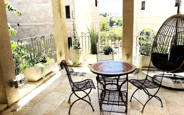 RENTAL ISRAEL- Modern aprt near Mamilla