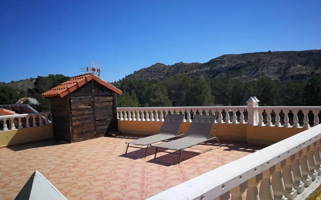 Lush Holiday Home in Aigües with Hot Tub