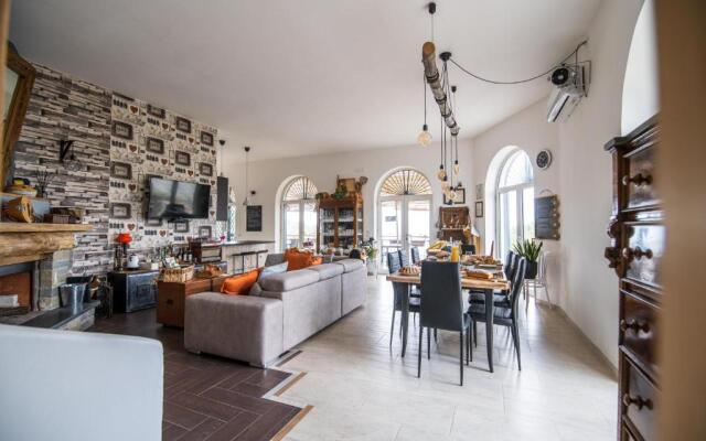 Panacea Country House