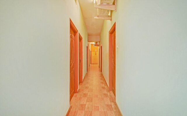 Sri Sai Guru Comforts By OYO Rooms