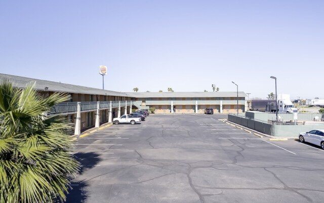 OYO Hotel Eloy/ Casa Grande near I-10