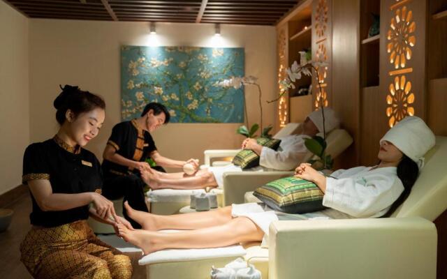 Dusit Princess Moonrise Beach Resort