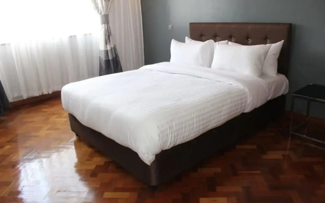 Lissa Suites